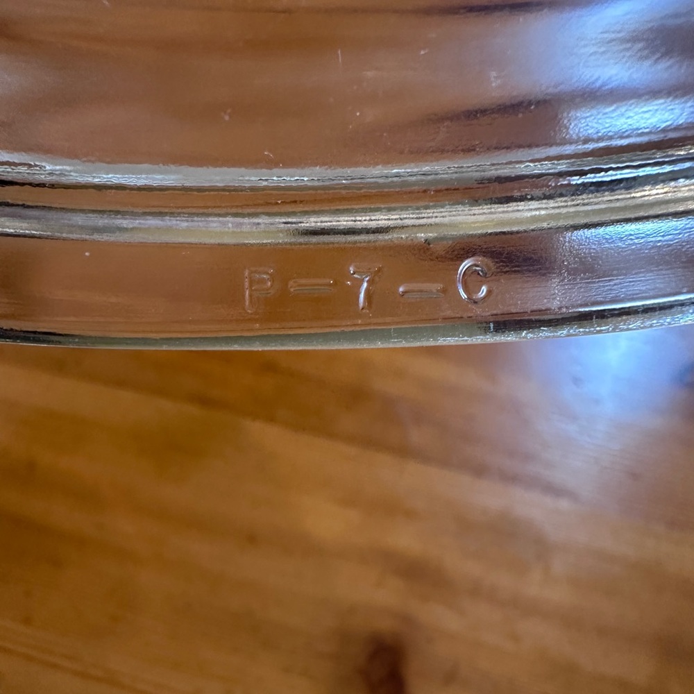 Vintage CorningWare dish 1 1/2 quart casserole dish from the "Blue Cornflower" - Picture 9 of 9